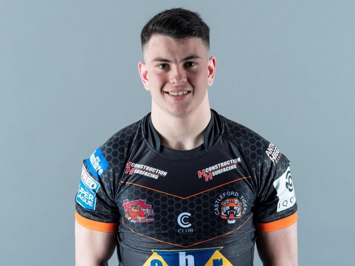   Castleford Tigers: Who Are Cain Robb, Caelum Jordan, Jack Sadler, Adam Rusling and Nathan Magee?  Introducing FIVE teenagers making their debut against the Salford Red Devils

