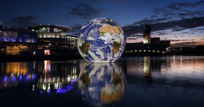 Floating earth and mermaids, the spectacular FREE Lightwaves Festival is back in Salford Quays

