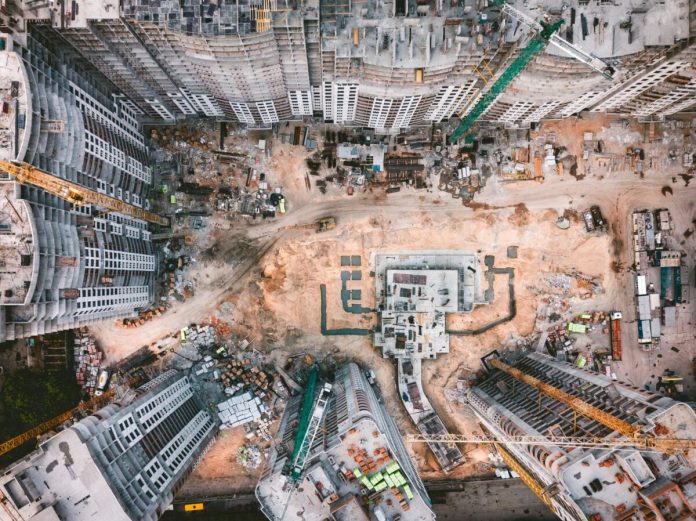 Salford Celebrate the first AECOM Women in Construction Scholarship - FE News
